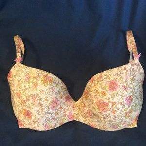 Victoria’s Secret Floral Diamond Bra